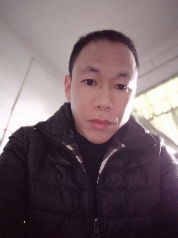 相信真爱的第一张照片--龙岩相亲服务中心