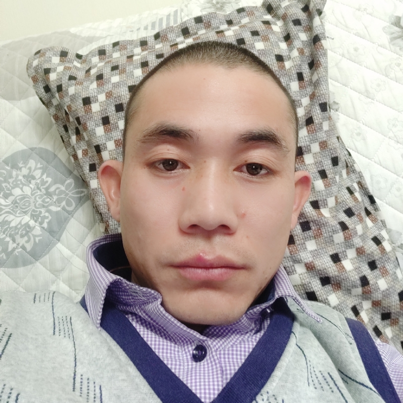 龙飞的第一张照片--龙岩相亲服务中心