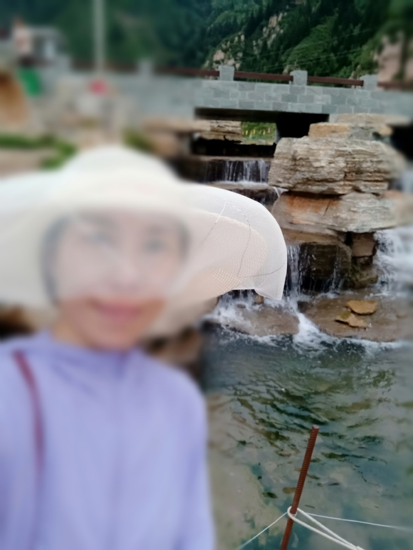 沥秋的第一张照片--龙岩相亲服务中心