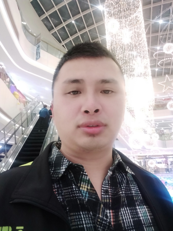 小胖的第一张照片--龙岩相亲服务中心