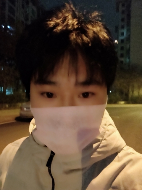偏丶执的第一张照片--龙岩相亲服务中心