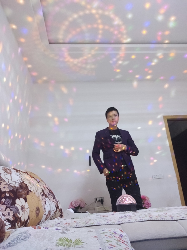 慕凡的第一张照片--龙岩相亲服务中心