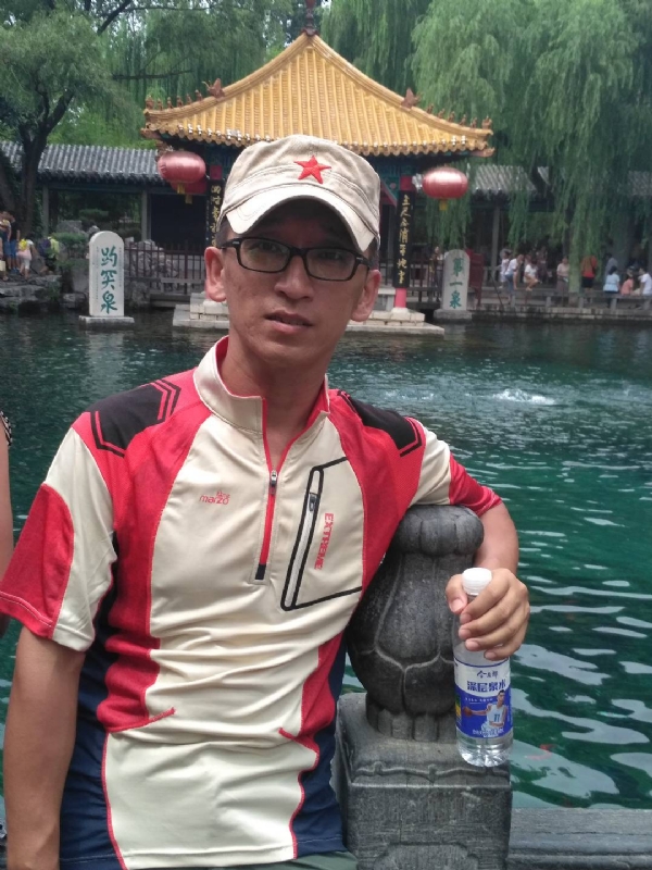 晓峰的第二张照片--龙岩相亲服务中心