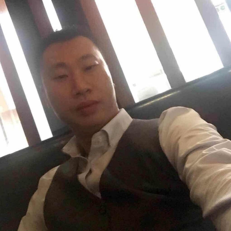 陈威的第一张照片--龙岩相亲服务中心