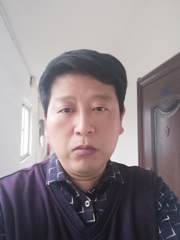 夜色温柔的第四张照片--龙岩相亲服务中心