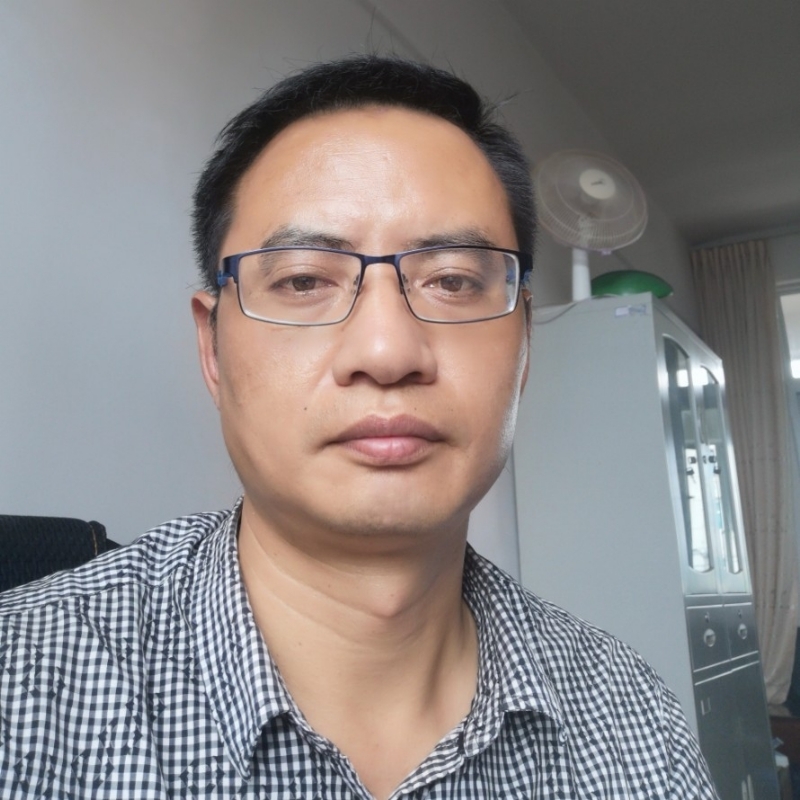 深情久伴的第一张照片--龙岩相亲服务中心