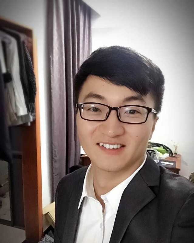 辞梦余生的第三张照片--龙岩相亲服务中心