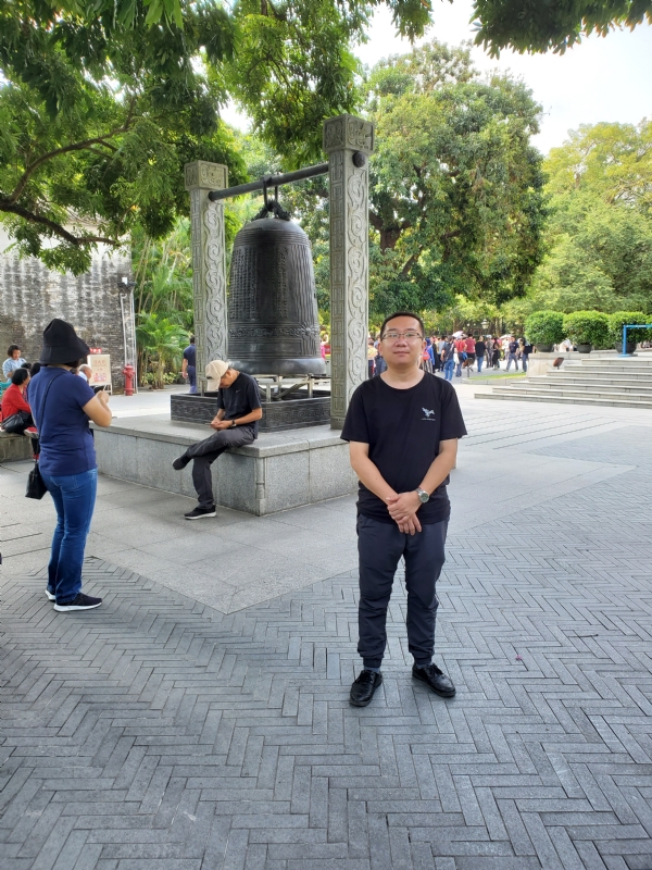 杨昊的第一张照片--龙岩相亲服务中心