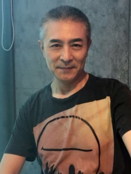 拥抱明天的第一张照片--龙岩相亲服务中心