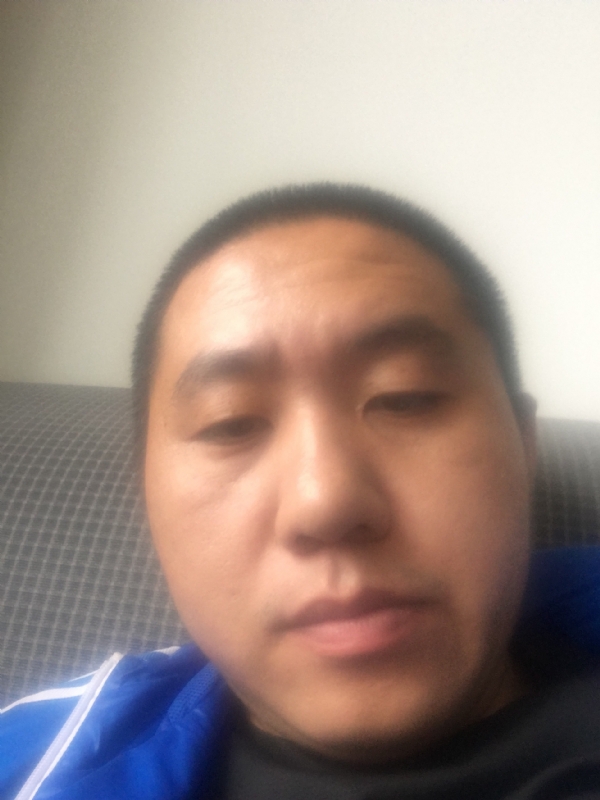 人间不值得的第三张照片--龙岩相亲服务中心