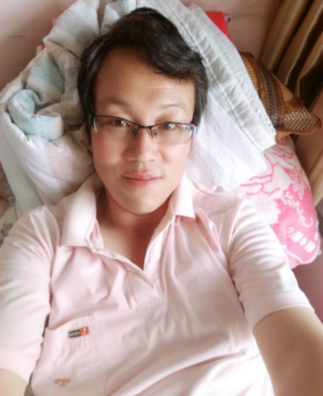 一吻天荒的第一张照片--龙岩相亲服务中心