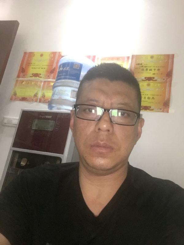 牵手的第二张照片--龙岩相亲服务中心