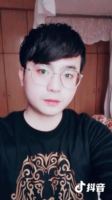 哎呦哥哥的第二张照片--龙岩相亲服务中心