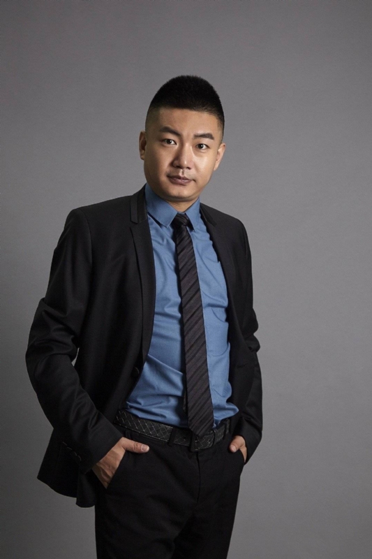 Clark的第一张照片--龙岩相亲服务中心