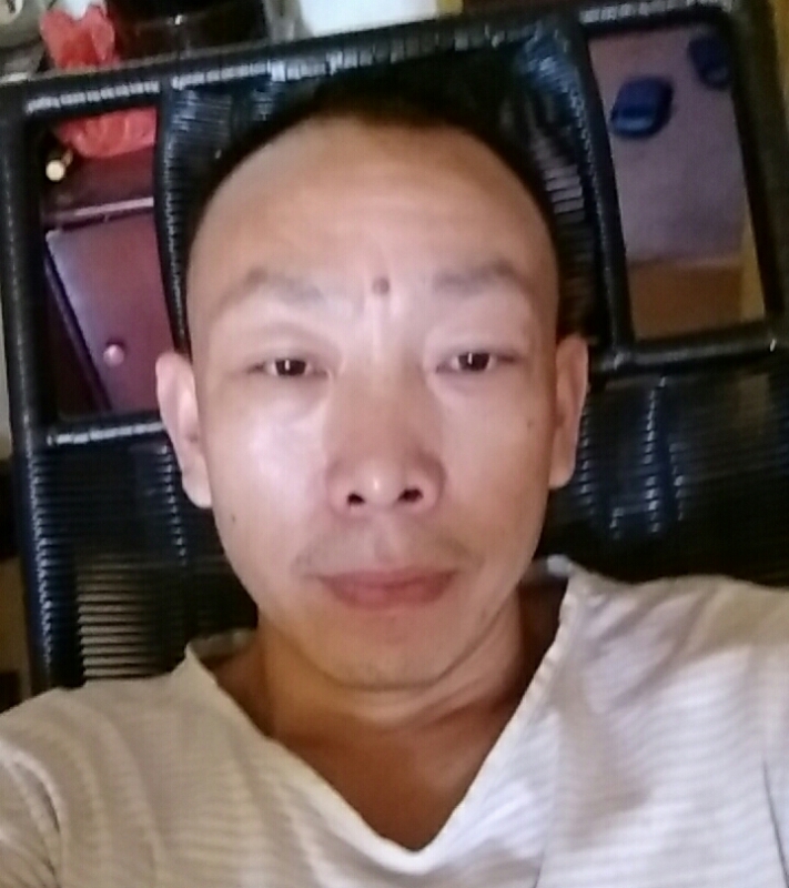 寻爱的第一张照片--龙岩相亲服务中心
