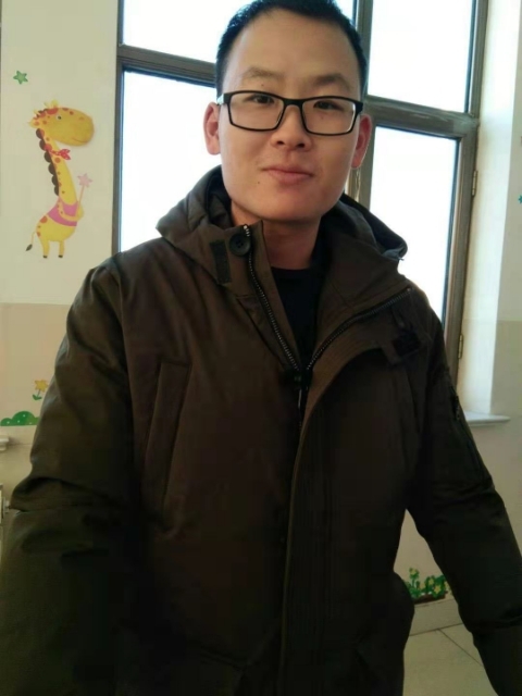 品上男人的第一张照片--龙岩相亲服务中心