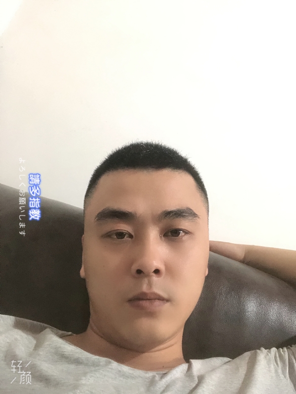 草根的第一张照片--龙岩相亲服务中心