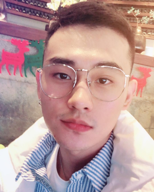 胡强很孤单的第一张照片--龙岩相亲服务中心