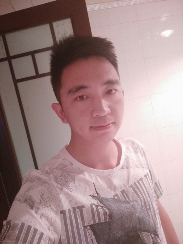 彭亮的第一张照片--龙岩相亲服务中心