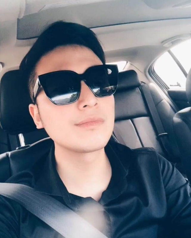 沉稳的第一张照片--龙岩相亲服务中心