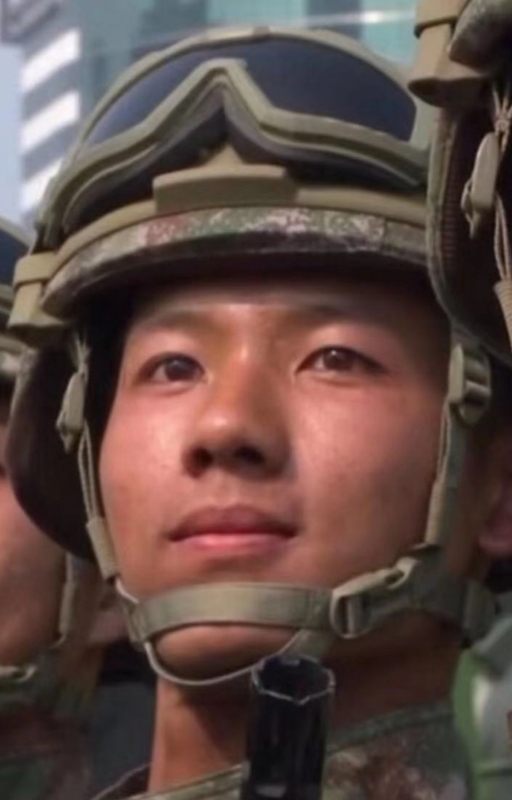 凤翼天翔的第一张照片--龙岩相亲服务中心