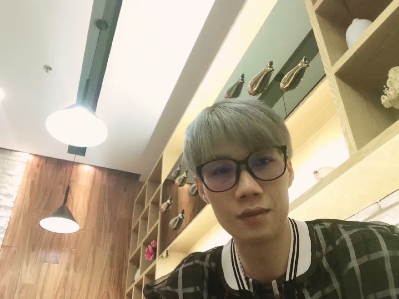 黄峰的第一张照片--龙岩相亲服务中心