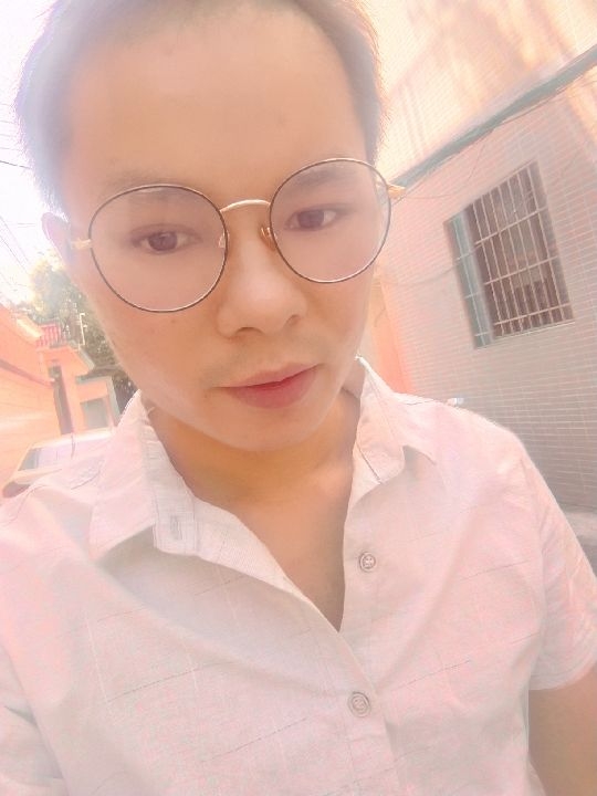 楠呐的第四张照片--龙岩相亲服务中心