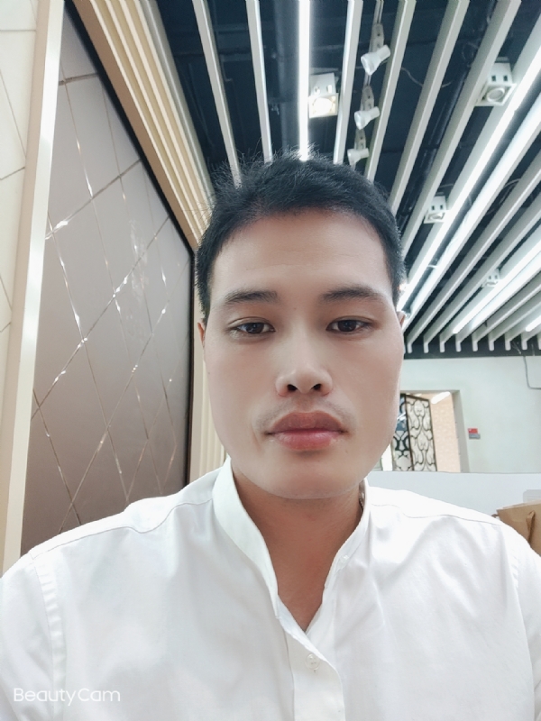 一米阳光的第二张照片--龙岩相亲服务中心