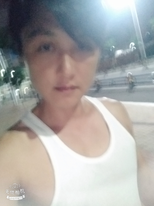 弟弟的第一张照片--龙岩相亲服务中心