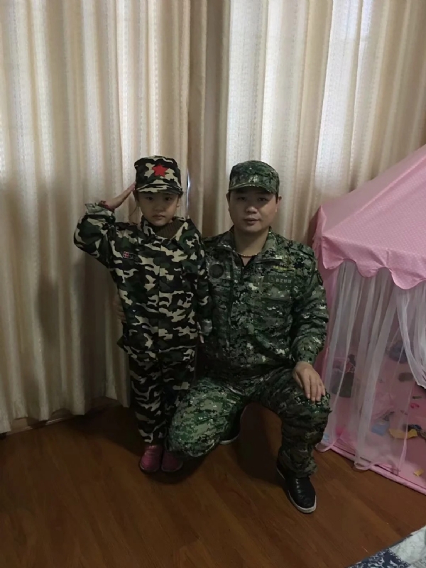 俗人的第一张照片--龙岩相亲服务中心