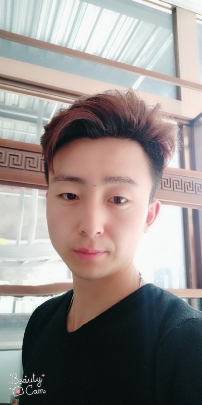 拼命微笑的第二张照片--龙岩相亲服务中心