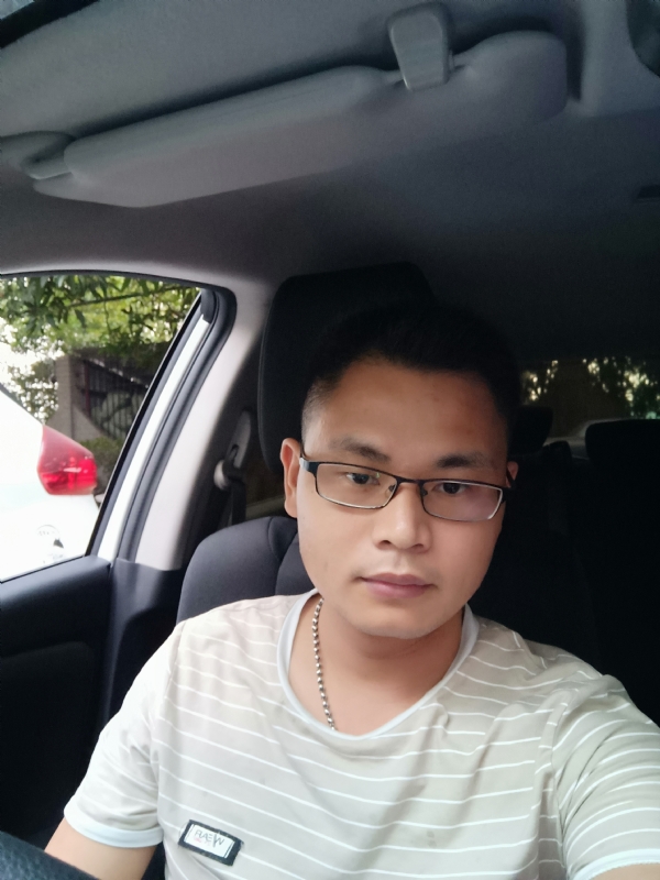 水明的第一张照片--龙岩相亲服务中心