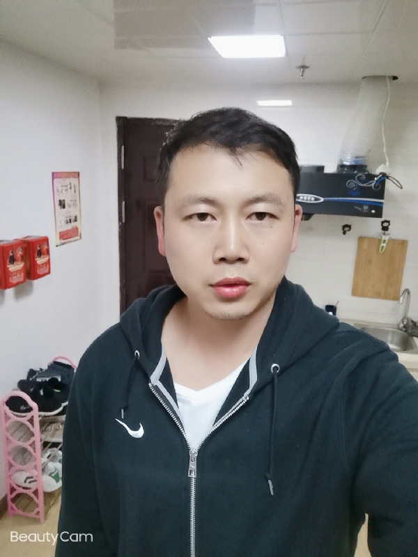 暖暖的风的第一张照片--龙岩相亲服务中心