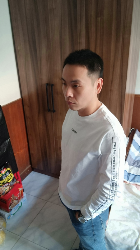 没有蜡笔的小航的第一张照片--龙岩相亲服务中心