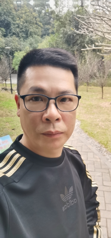 随缘的第一张照片--龙岩相亲服务中心