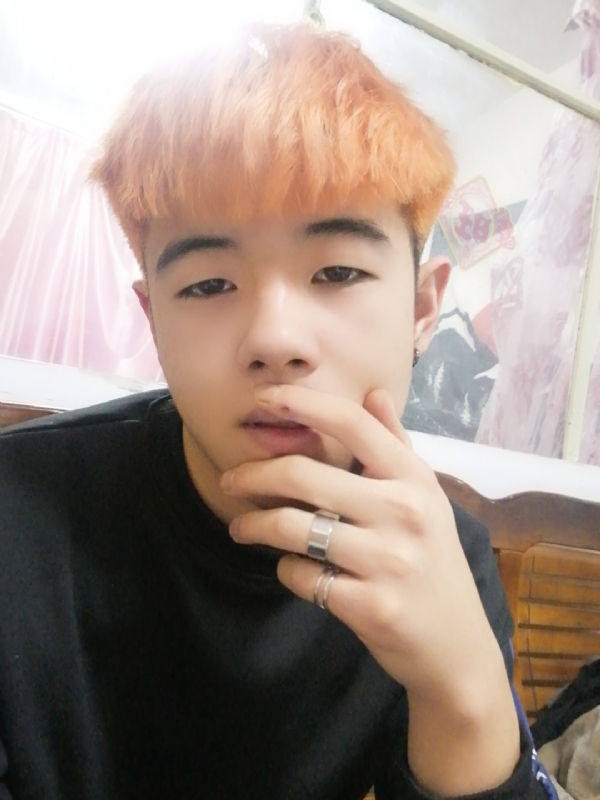 钟宇诗的第一张照片--龙岩相亲服务中心