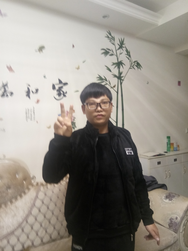 光头强的第一张照片--龙岩相亲服务中心
