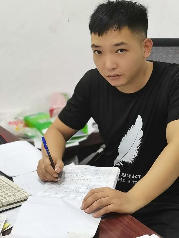 寻找另一伴的第一张照片--龙岩相亲服务中心