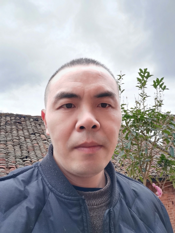 无悔的第一张照片--龙岩相亲服务中心