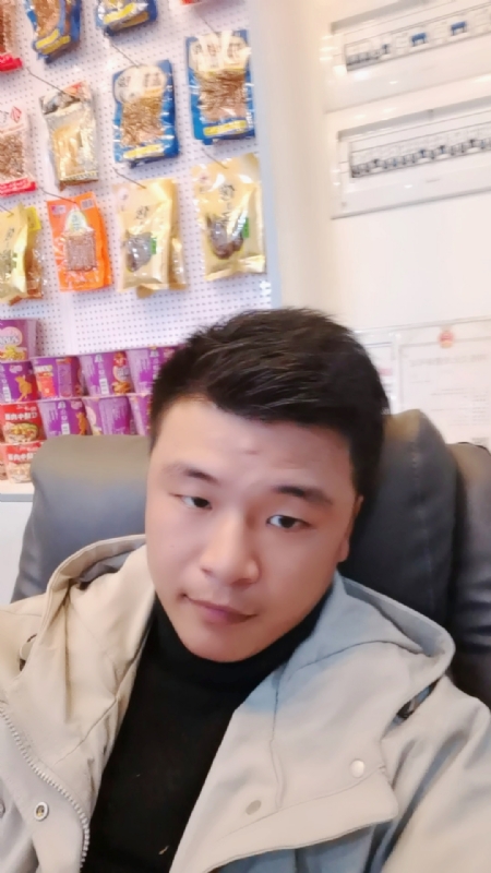 小宇的第一张照片--龙岩相亲服务中心