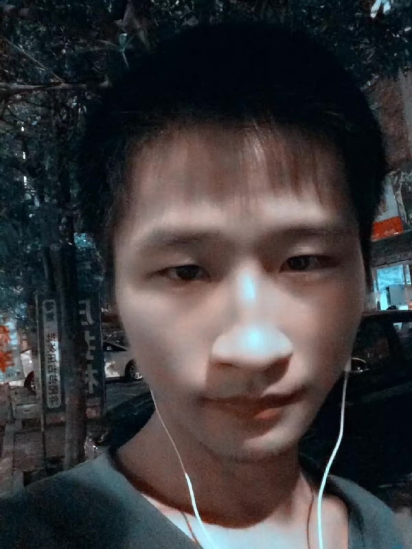 小苏的第二张照片--龙岩相亲服务中心