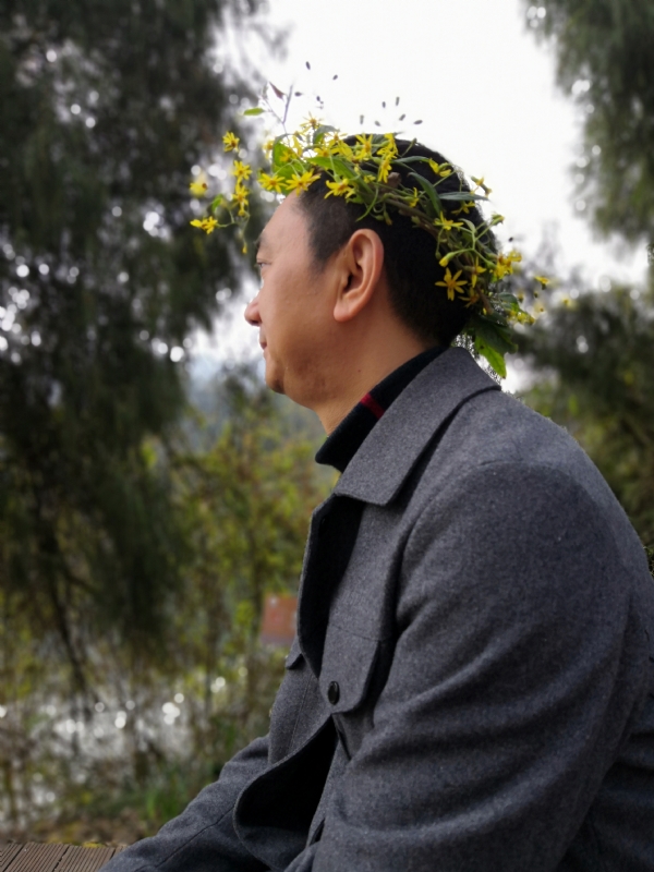 小白杨的第一张照片--龙岩相亲服务中心