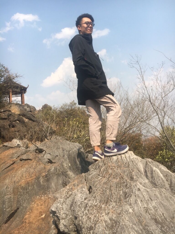 雨夜寻知己的第一张照片--龙岩相亲服务中心