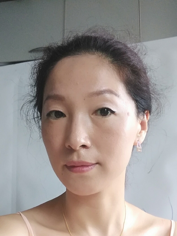 彼岸花的第一张照片--龙岩相亲服务中心