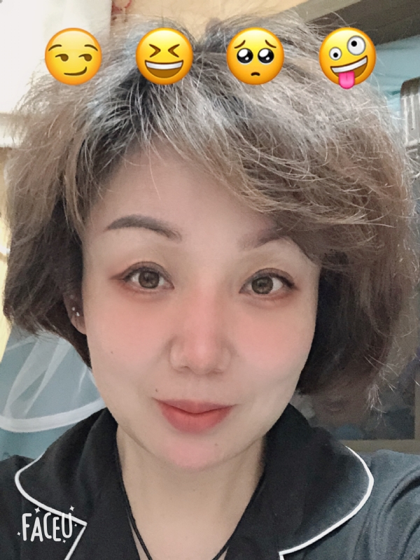 飘拂的第一张照片--龙岩相亲服务中心