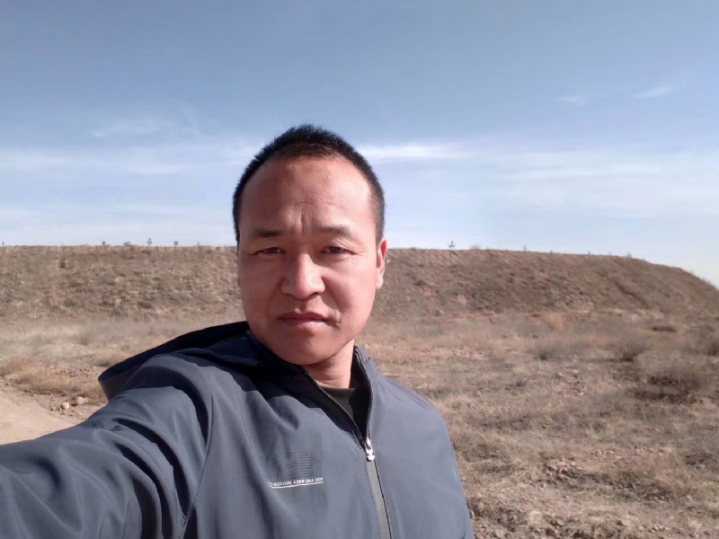 爱你不是我的第一张照片--龙岩相亲服务中心