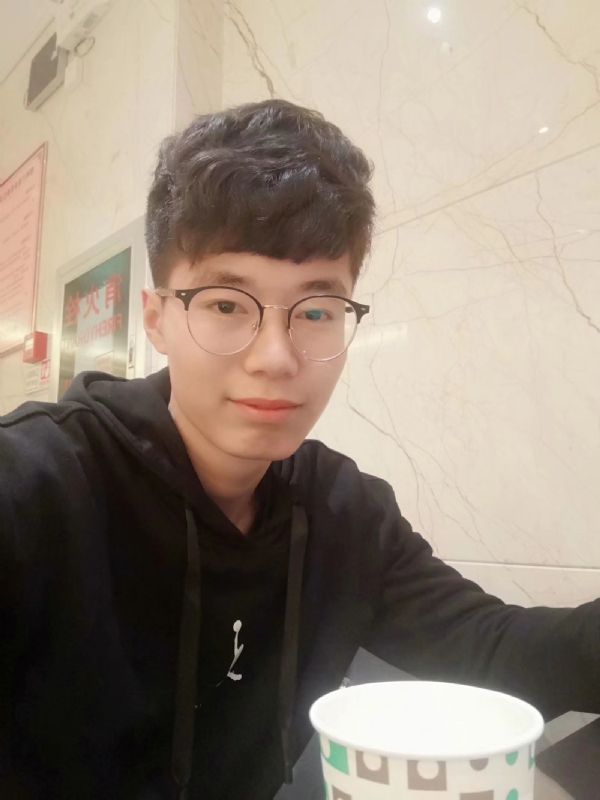 小张的第一张照片--龙岩相亲服务中心