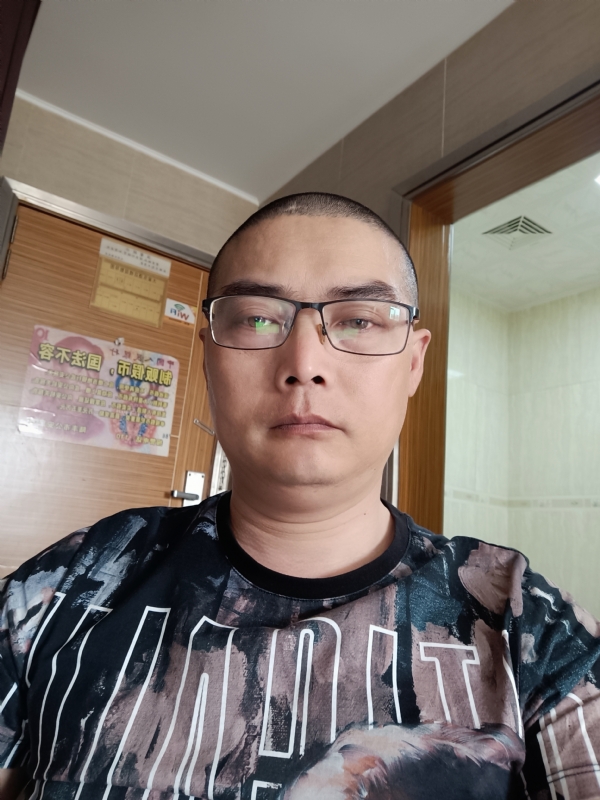 心梦无痕的第一张照片--龙岩相亲服务中心