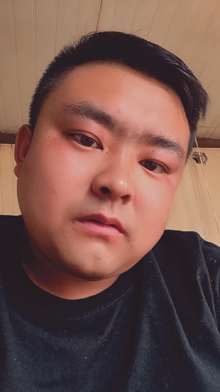 爱我所爱的第一张照片--龙岩相亲服务中心