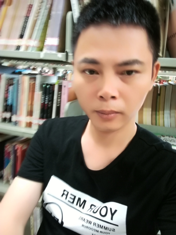 青青子衿的第一张照片--龙岩相亲服务中心